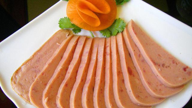 很多女性超愛吃這些食物中食品添加劑超多，醫(yī)生從不讓家屬吃