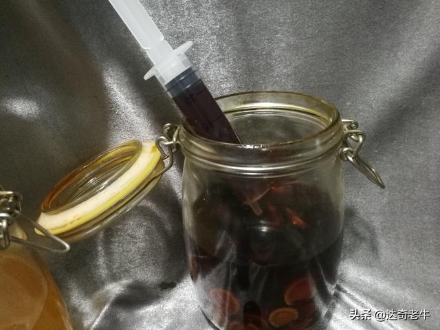 夏季開餌：果酸小藥的5種用法，有一種會(huì)顛覆你對(duì)野釣的認(rèn)知